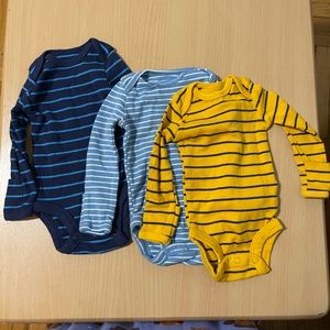 Carters long sleeve shirts
